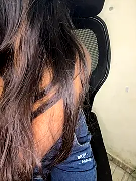 Mahi DarlingS online show from 2, 12, 2025