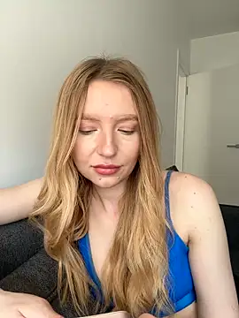 EvaBrooklyn online show from 9, 3, 2025