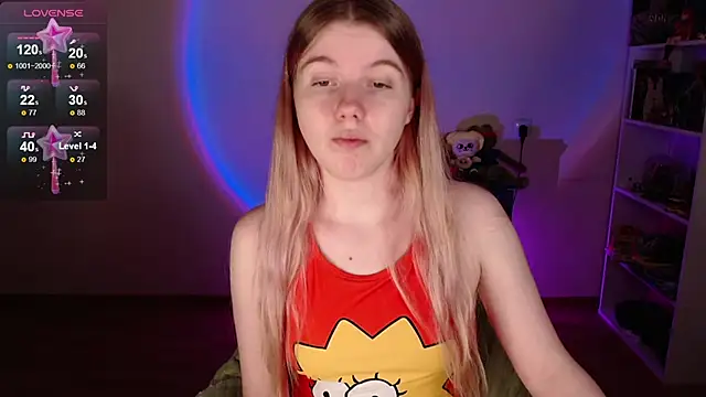 Strawberry juli online show from 17, 3, 2026