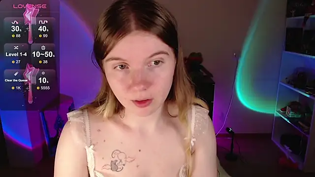 Strawberry juli online show from 21, 9, 2025