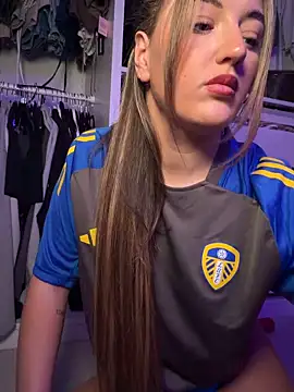 MissMaisiex online show from 10, 2, 2026