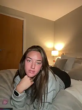 MissMaisiex online show from 9, 10, 2025