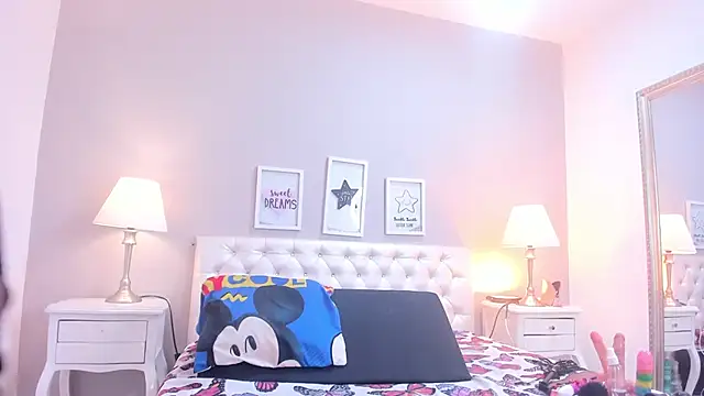 megan loviitz online show from 26, 9, 2025