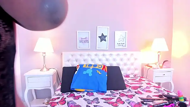 megan loviitz online show from 23, 9, 2025