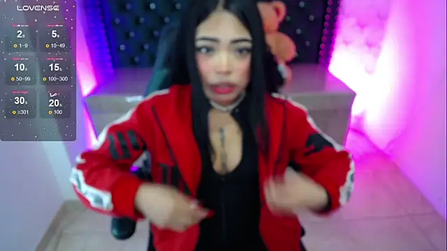 Sarah evansm online show from 12, 11, 2025