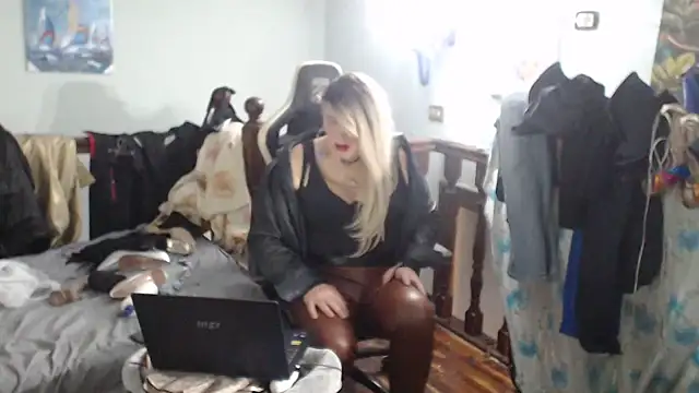 emmex671 online show from 26, 2, 2025