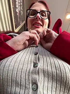 NataKitten online show from 13, 4, 2026