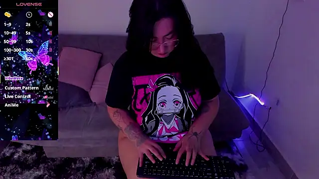 Snapshot of Curvybaddie99 chatting on 24, 3, 2026 Curvybaddie99 online show from 24, 3, 2026