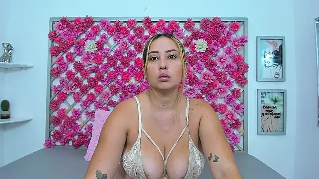 emmyrouse  online show from 16, 6, 2026