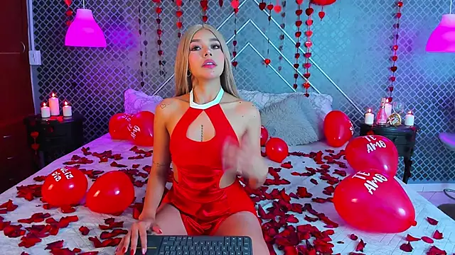 Aleja bloom online show from 14, 2, 2026