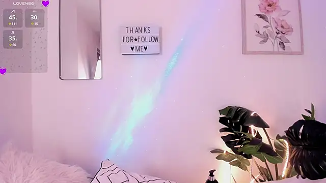 Snapshot of purplemoonn_ chatting on 4, 3, 2025 purplemoonn online show from 4, 3, 2025