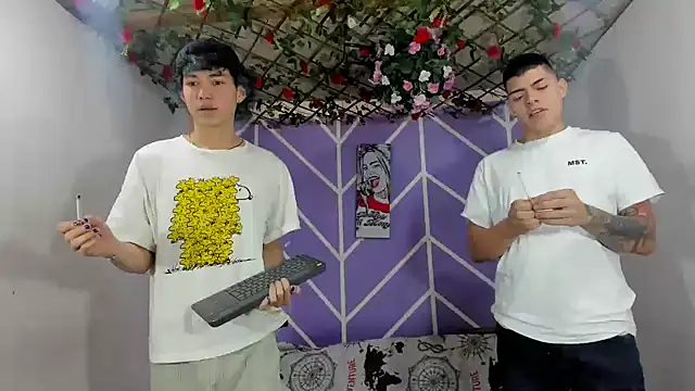 Maxxi hot23 online show from 9, 10, 2025