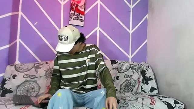 Maxxi hot23 online show from 26, 9, 2025