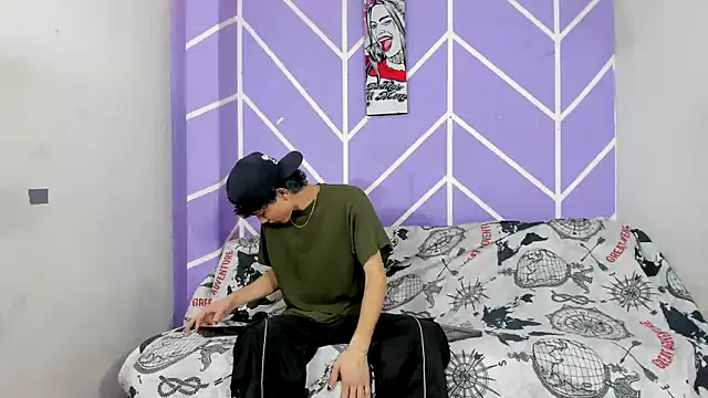 Maxxi hot23 online show from 10, 10, 2025