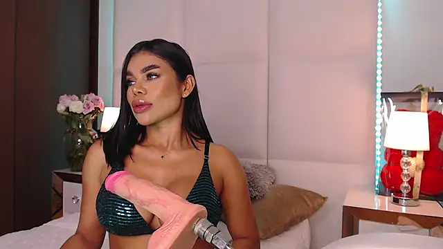 Amylewisq online show from 18, 3, 2025