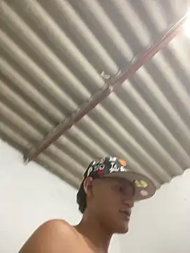 Babyalienqm online show from 25, 3, 2026