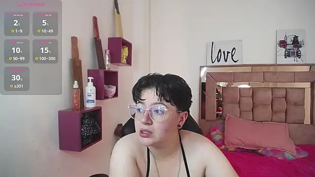 safyka online show from 3, 10, 2025