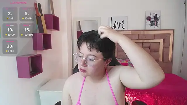 safyka online show from 8, 9, 2025