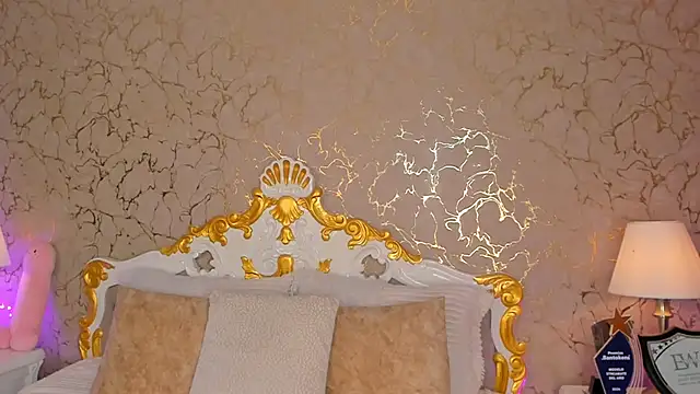 ScarlettWallace online show from 18, 3, 2025