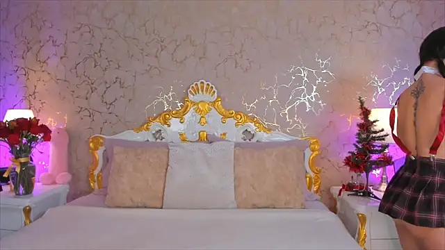 ScarlettWallace online show from 16, 12, 2025