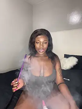 Snapshot of PrincessTamara chatting on 25, 10, 2025 PrincessTamara online show from 25, 10, 2025