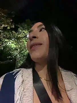 Snapshot of AshleyG_222 chatting on 20, 3, 2025 AshleyG 222 online show from 20, 3, 2025