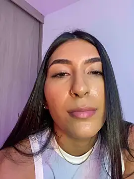 Snapshot of AshleyG_222 chatting on 12, 3, 2025 AshleyG 222 online show from 12, 3, 2025