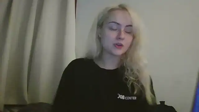 sluttypumpkin online show from 16, 7, 2026