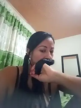 SamanthaLuz online show from 13, 3, 2025