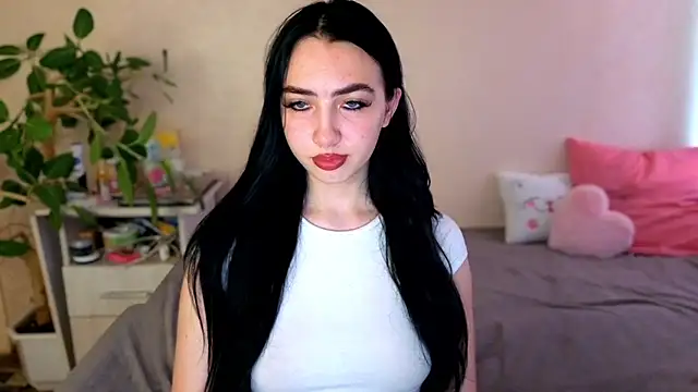 Snapshot of WildKittenX_ chatting on 30, 6, 2026 WildKittenX online show from 30, 6, 2026