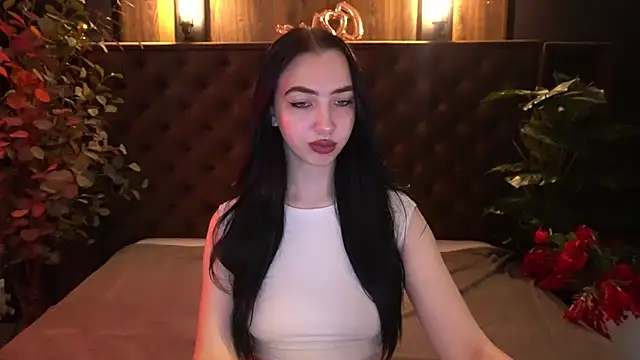 WildKittenX  online show from 30, 4, 2026