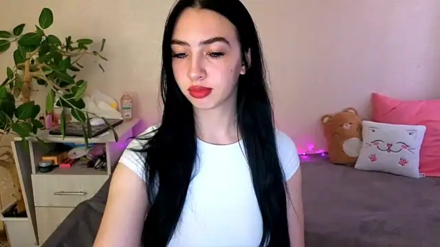WildKittenX  online show from 24, 5, 2026