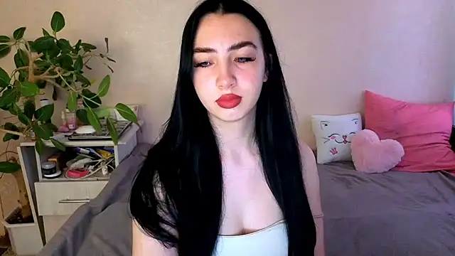 Snapshot of WildKittenX_ chatting on 1, 7, 2026 WildKittenX online show from 1, 7, 2026
