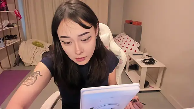 ka00ru chan online show from 6, 2, 2026