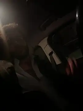 YJeromZCoxk online show from 12, 3, 2025