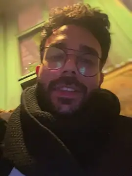 YJeromZCoxk online show from 10, 3, 2025