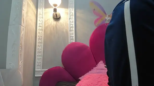 Snapshot of Bonniie_22 chatting on 14, 11, 2025 Bonniie 22 online show from 14, 11, 2025