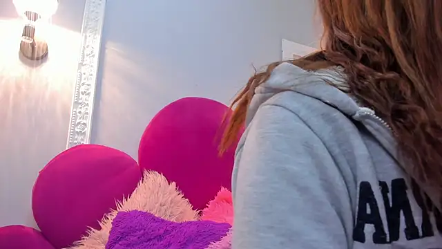 Snapshot of Bonniie_22 chatting on 16, 10, 2025 Bonniie 22 online show from 16, 10, 2025