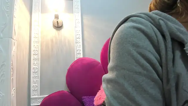 Bonniie 22 online show from 27, 3, 2026