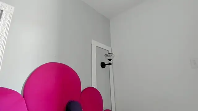 Snapshot of Bonniie_22 chatting on 24, 10, 2025 Bonniie 22 online show from 24, 10, 2025