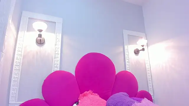 Snapshot of Bonniie_22 chatting on 25, 10, 2025 Bonniie 22 online show from 25, 10, 2025