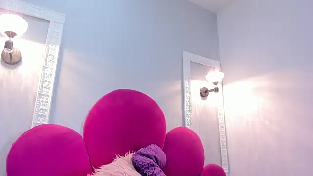 Snapshot of Bonniie_22 chatting on 23, 10, 2025 Bonniie 22 online show from 23, 10, 2025