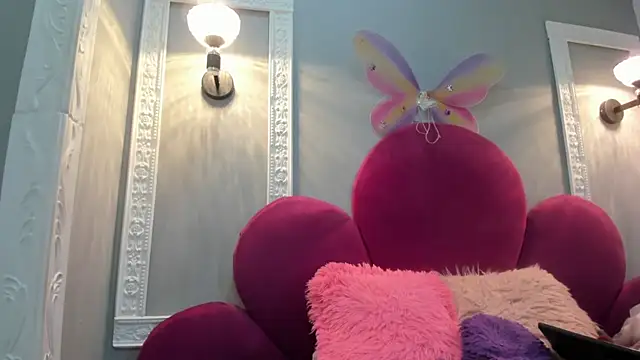 Snapshot of Bonniie_22 chatting on 12, 11, 2025 Bonniie 22 online show from 12, 11, 2025