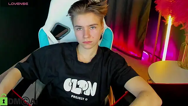 Jean Wilsons online show from 21, 3, 2025