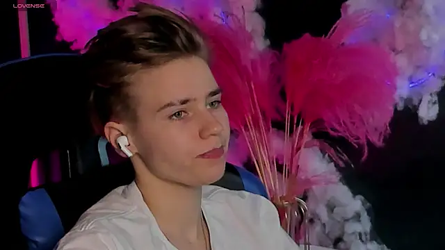 Jean Wilsons online show from 18, 4, 2026