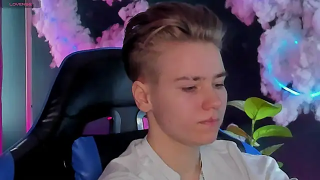 Jean Wilsons online show from 13, 4, 2026