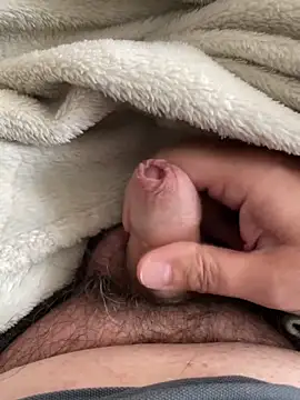 Snapshot of littletoy64 chatting on 22, 10, 2025 littletoy64 online show from 22, 10, 2025