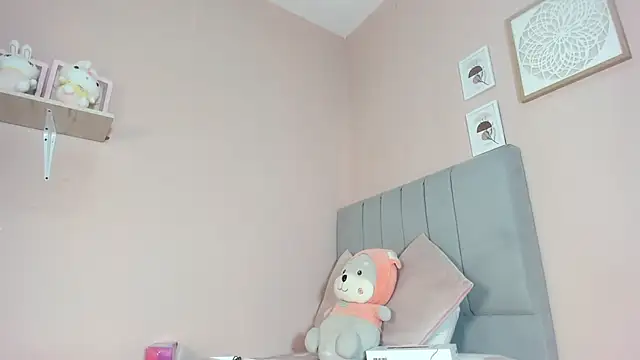 mary cute9 online show from 2, 12, 2025