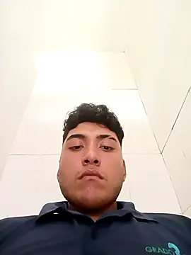 crisssalazar online show from 12, 9, 2025