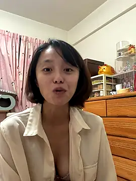 ladypaggy online show from 12, 11, 2025